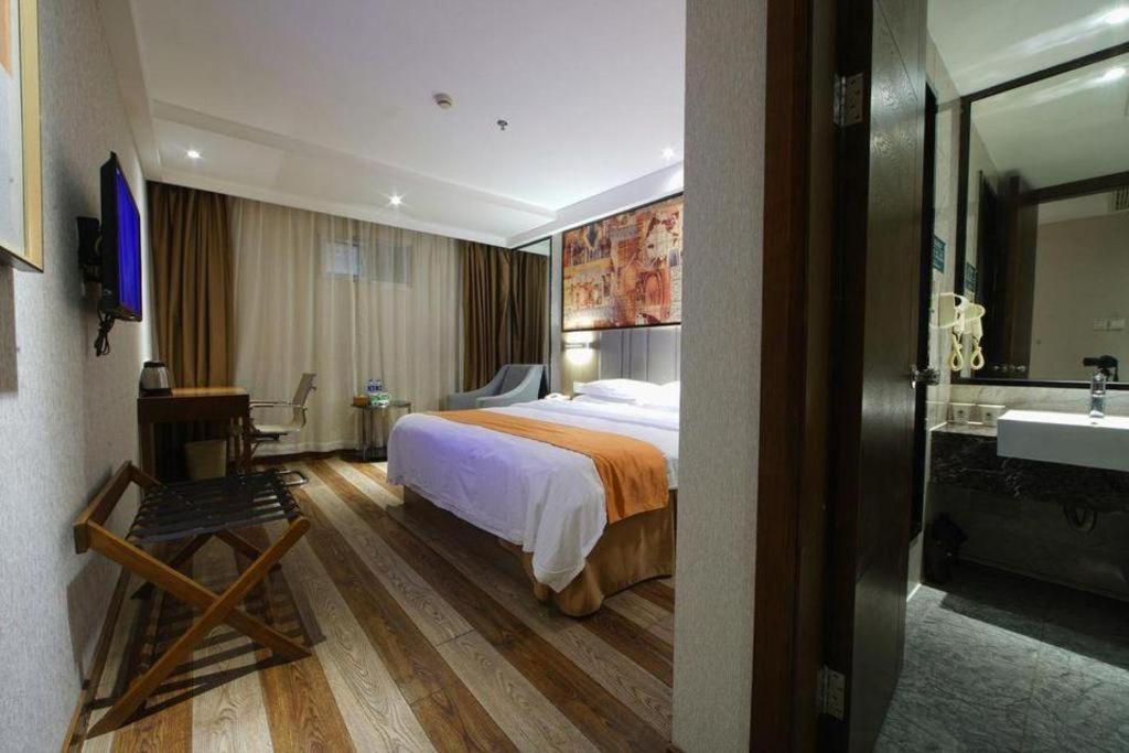 Greentree Inn Fujian Fuzhou Software Park River View Business Hotel Bagian luar foto